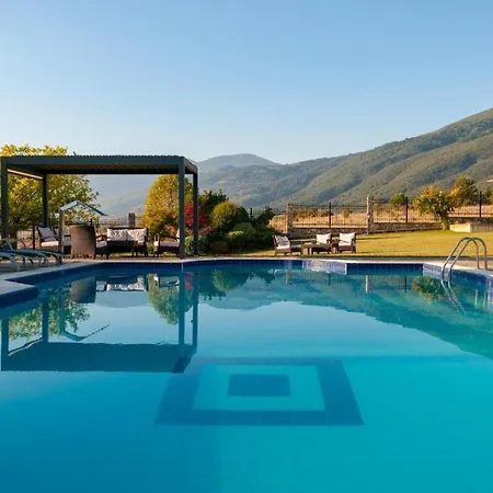 ヴィラ Olympus Pantheon Luxury レプトカリヤ