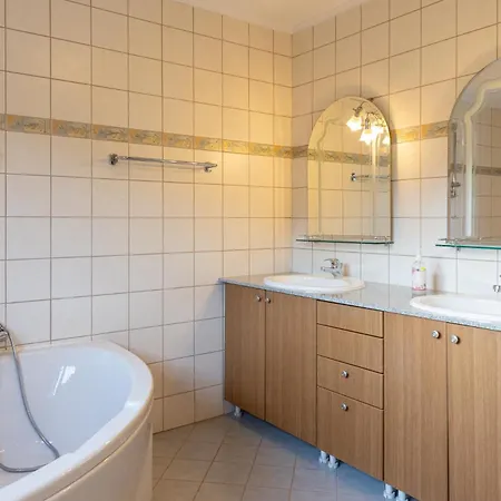 Olympus Pantheon Luxury *