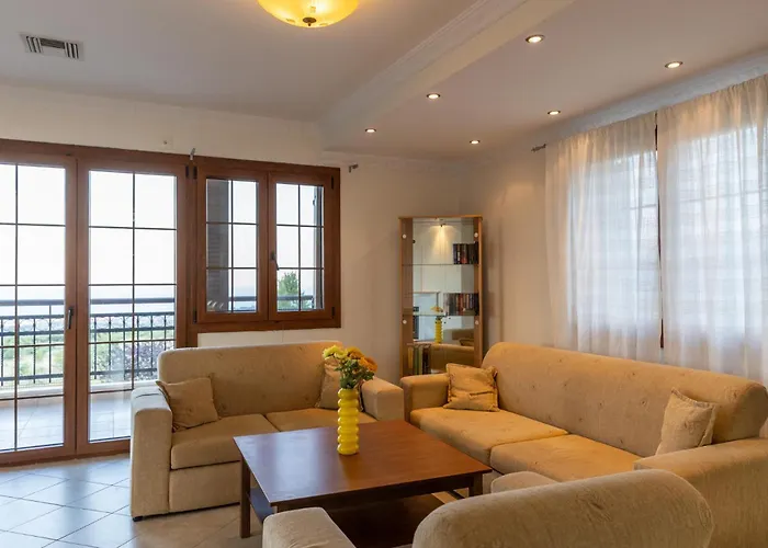 Olympus Pantheon Luxury Villa *